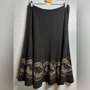 Allison Taylor A Line Embroidered Skirt Size 10. Black/Gold. Poly/Ray/Spandex‎
